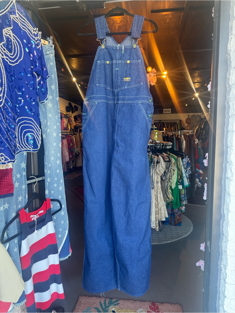 Rare Men’s Vintage Osh-Kosh Dark Blue Denim Overalls